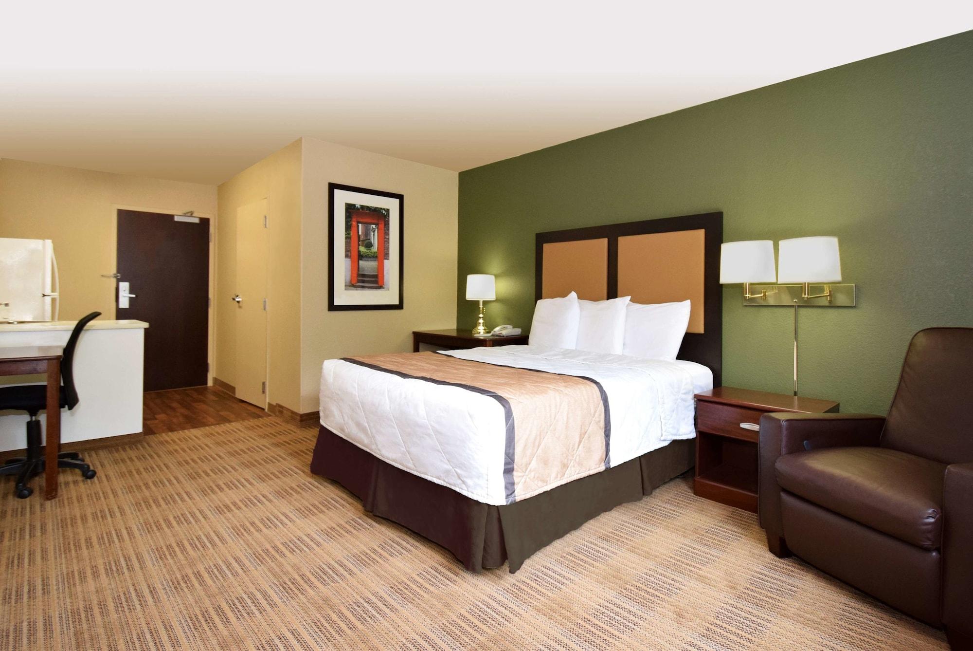 Extended Stay America Suites - Houston - Nasa - Johnson Space Center Nassau Bay Экстерьер фото