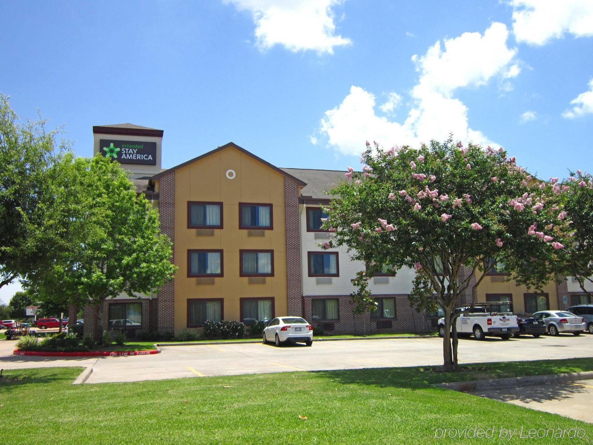 Extended Stay America Suites - Houston - Nasa - Johnson Space Center Nassau Bay Экстерьер фото