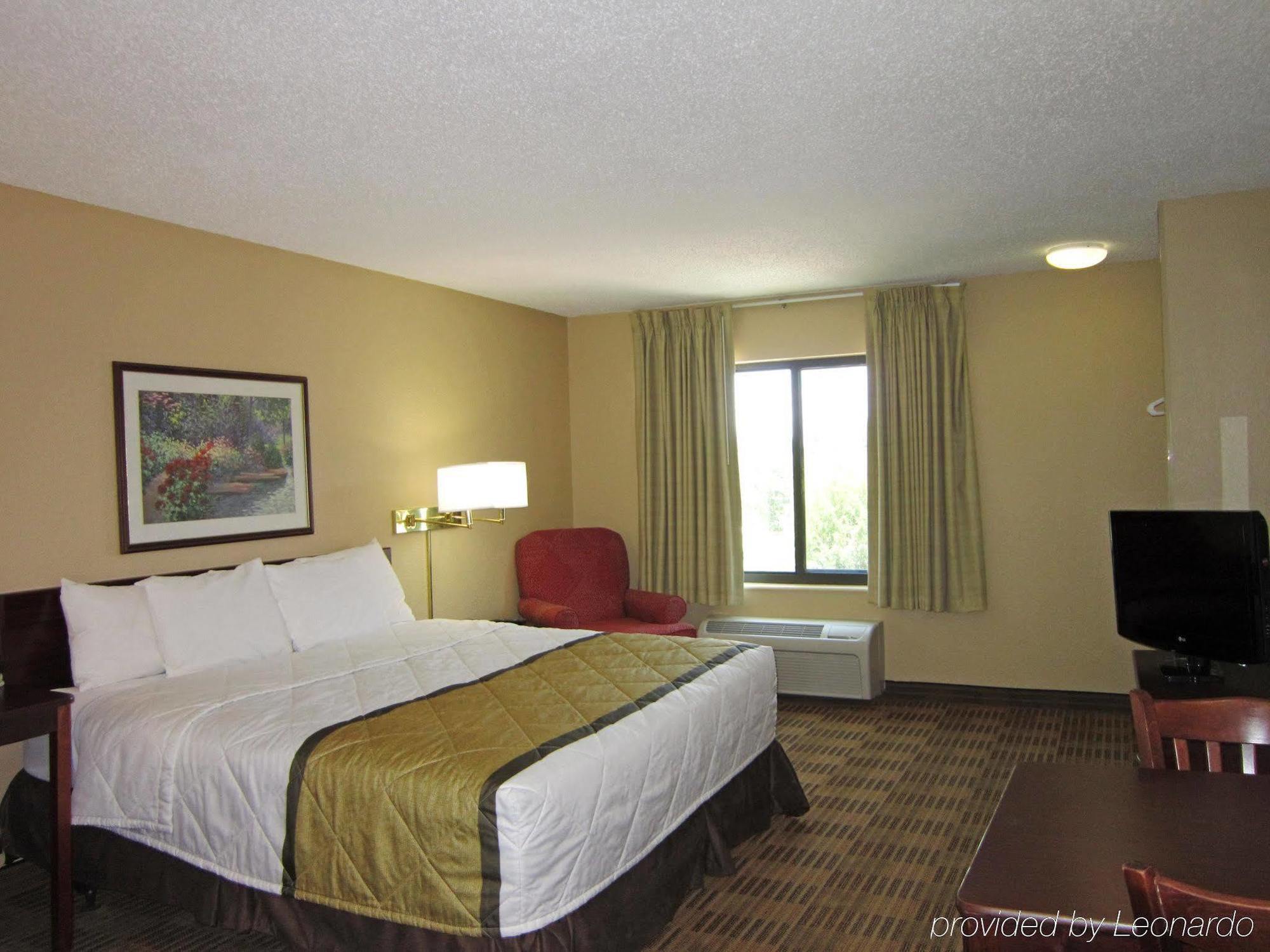 Extended Stay America Suites - Houston - Nasa - Johnson Space Center Nassau Bay Экстерьер фото
