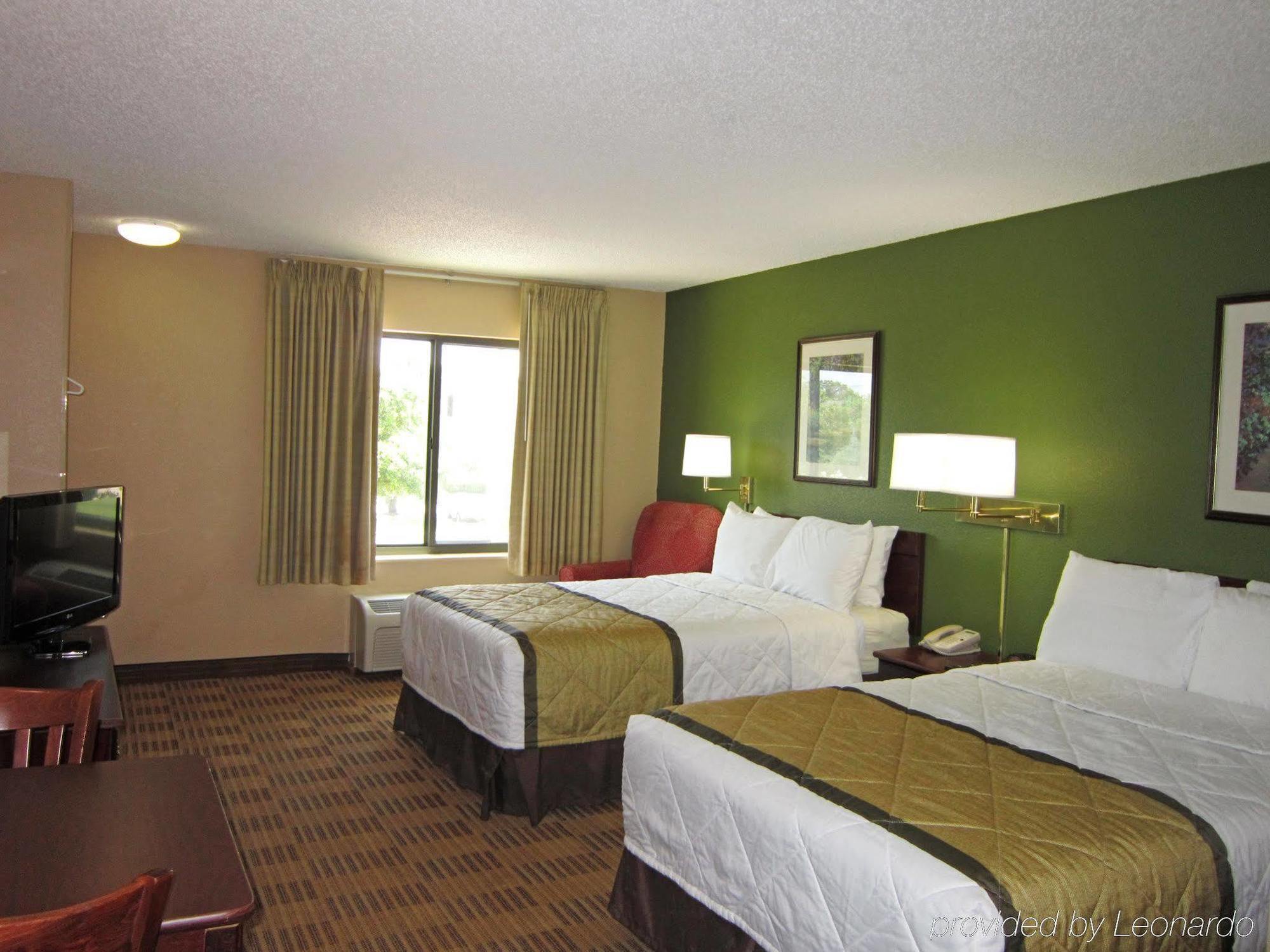 Extended Stay America Suites - Houston - Nasa - Johnson Space Center Nassau Bay Экстерьер фото